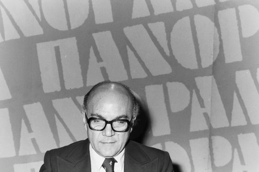 Χριστάκης Κατσαμπάς, δημοσιογράφος_D_5883964
